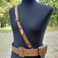 REGIO ESERCITO  CINTURONE DA UFFICIALE E  FONDINA 