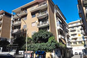 Portuense - magazzino ampia metratura