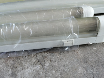 Lampade portaneon completi di tubo fluorescente