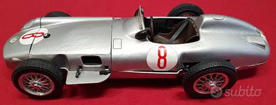 MERCEDES BENZ CORSA RW 196 VINTAGE SCALA 1/18