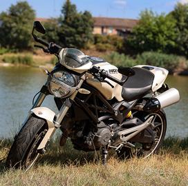 Ducati Monster 696+ Tagliando appena fatto 