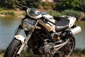 Ducati Monster 696+ Tagliando appena fatto 