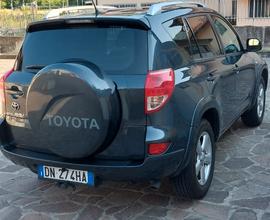 TOYOTA RAV4 3ª serie 4x4 gancio traino