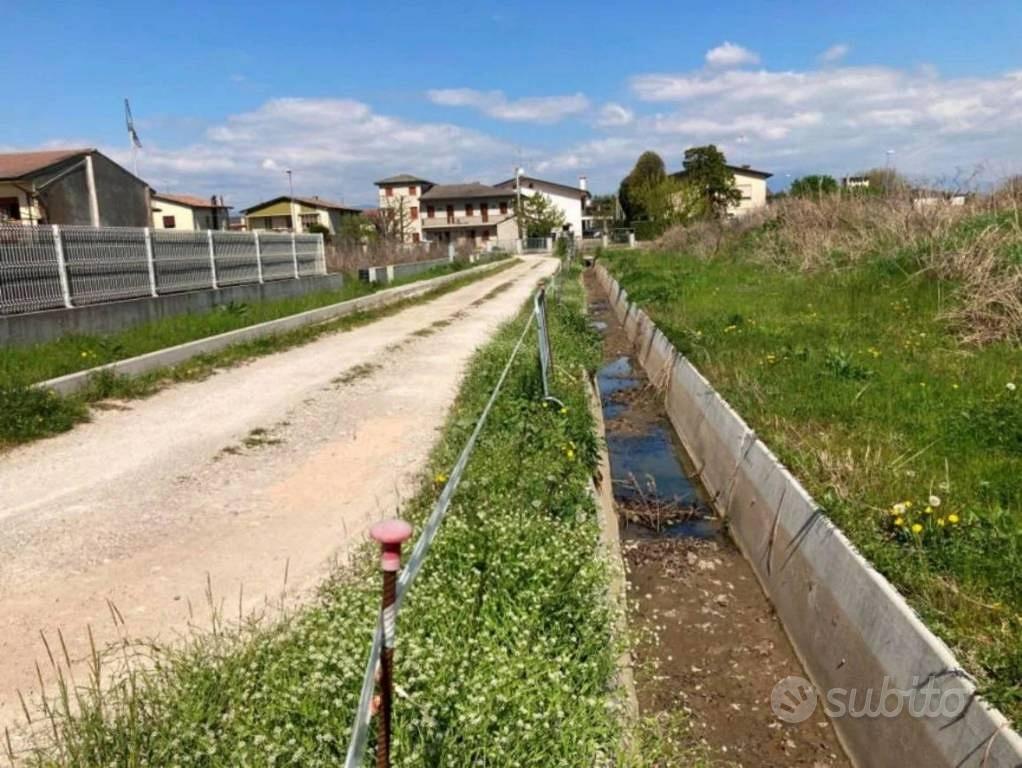 Immobile in asta di 5791 m² a Cittadella - Altro