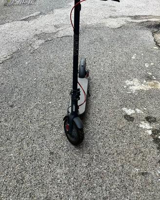 Monopattino elettrico xiaomi