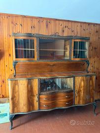 Credenza con alzata e vetrinette - legno pregiato