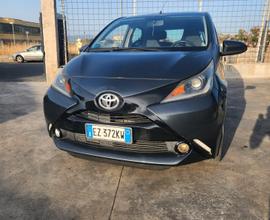 Toyota Aygo 1.0 VVT-i 69 CV 5 porte x-wave