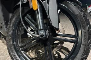 Kymco Agility 125 – Gomme e freni nuovi, nessun la