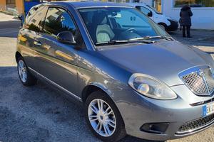 Lancia y 1.3 mjet 75cv