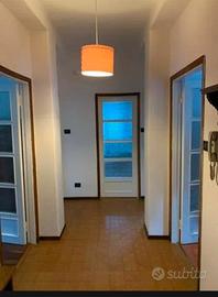 Trilocale con posto auto a Lecco libero subito