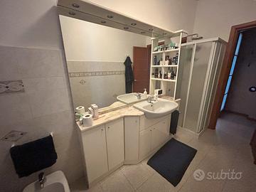 Mobile bagno vintage