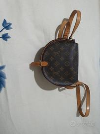 Louis Vuitton Boîte Chapeau Mini