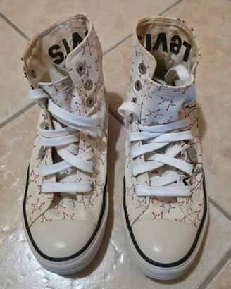 Scarpe Levis