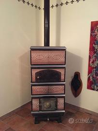 STUFA BERGAMASCA IN MAIOLICA