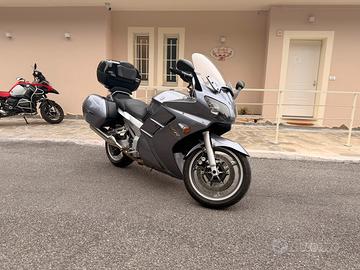 Yamaha FJR 1300 ASI no bollo