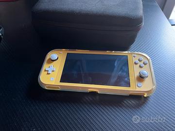 Nintendo switch lite gialla