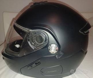 Casco modulare per moto.