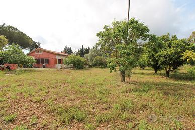 Uta casa indipendente con terreno