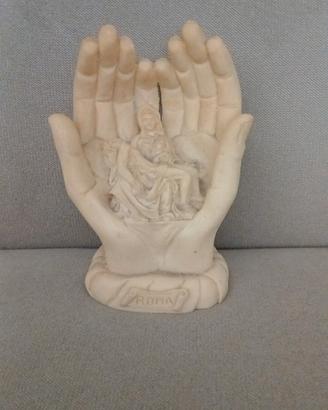 statua pietà 