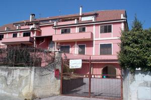 6 LOCALI A CASTROLIBERO