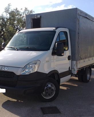 Iveco Daily 35c13 2.3hpt CENTINATO - 2013