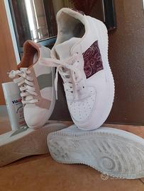 sneakers  da ragazza