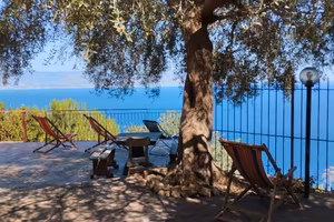 Casa singola collina/ Mare 10 posti Costa Jonica