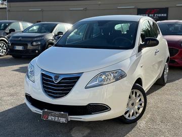 Lancia Ypsilon 1.3 MJT 95CV S&S Gold