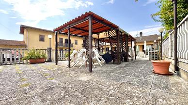 4 LOCALI A FRANCAVILLA BISIO