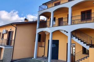 PORZIONE DI QUADRIFAMILIARE A VALENTANO