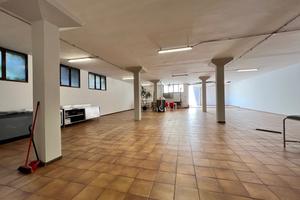 Magazzino seminterrato in Via Pozzuolo