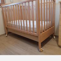 Culla in legno.