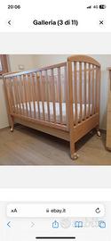Culla in legno.