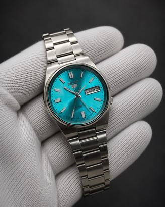 Vintage Seiko 5 Sport Day Date 7009 | Tiffany Dial