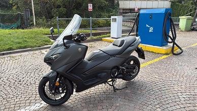 Yamaha T MAX  560