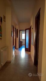 Stanza per studentesse a due passi da politeama