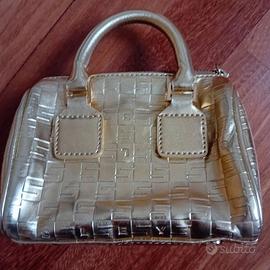 Elegante miniborsa/pochette SISLEY oro in ecopelle