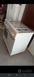 cucina a gas a libera installazione marca Regal