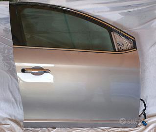 Porta anteriore destra Lancia Delta 844 – Ricambio