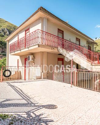Appartamento di 129 mq con ingresso indipendente,