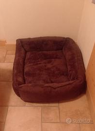 Cuccia per cani di taglia media semi nuovo 