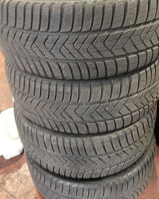 PIRELLI SOTTOZERO 3  245 45 19