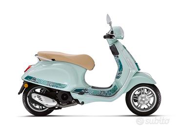 Vespa 150 PRIMAVERA BATIK