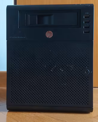 HP Microserver ProLiant G7 NAS