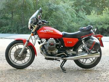 Moto Guzzi V65  +  Ducati Monster 600