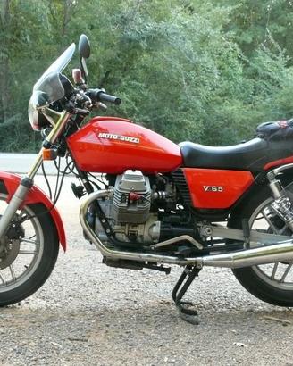 Moto Guzzi V65  +  Ducati Monster 600