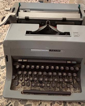 Macchina da scrivere Olivetti Linea 88