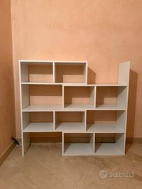 Scaffale a cubi