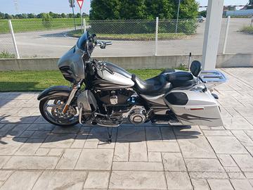 harley-davidson street glide cvo 2015