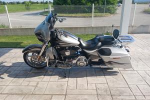 harley-davidson street glide cvo 2015